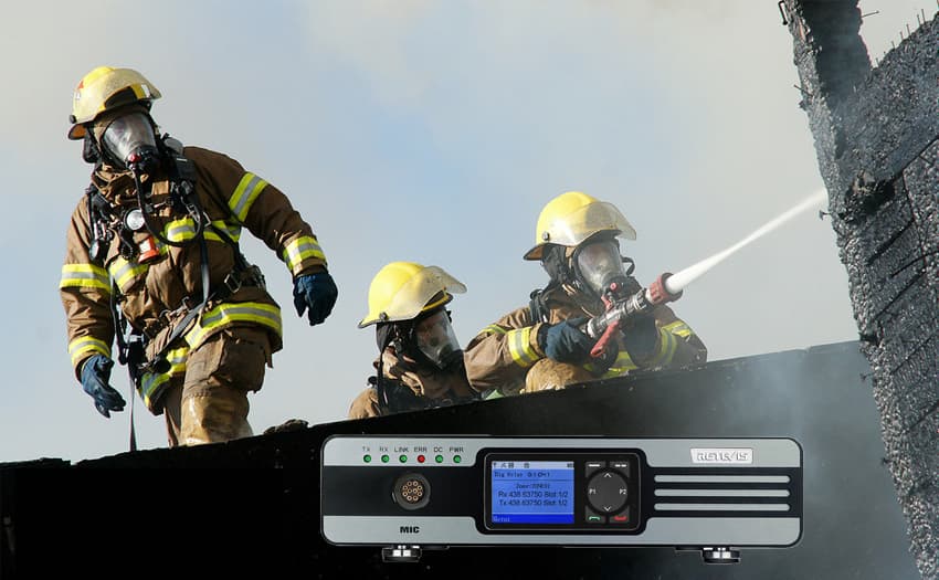 Single frequency DMR repeater Retevis RT73 for disaster rescue