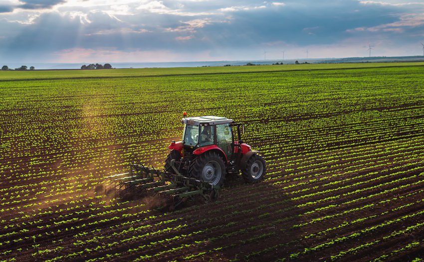 GMRS Radios-the best gift for farmers