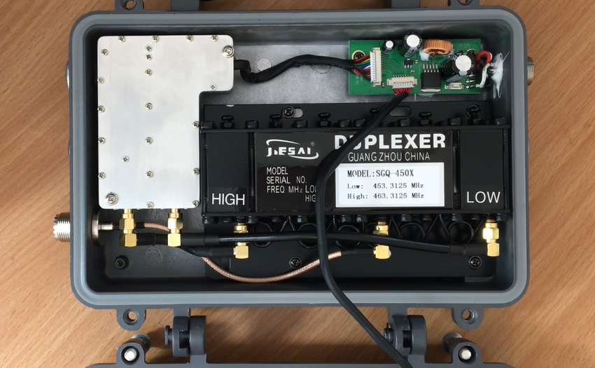 Tuned Retevis RT97 Repeater to Other Frequency by a replacement duplexer