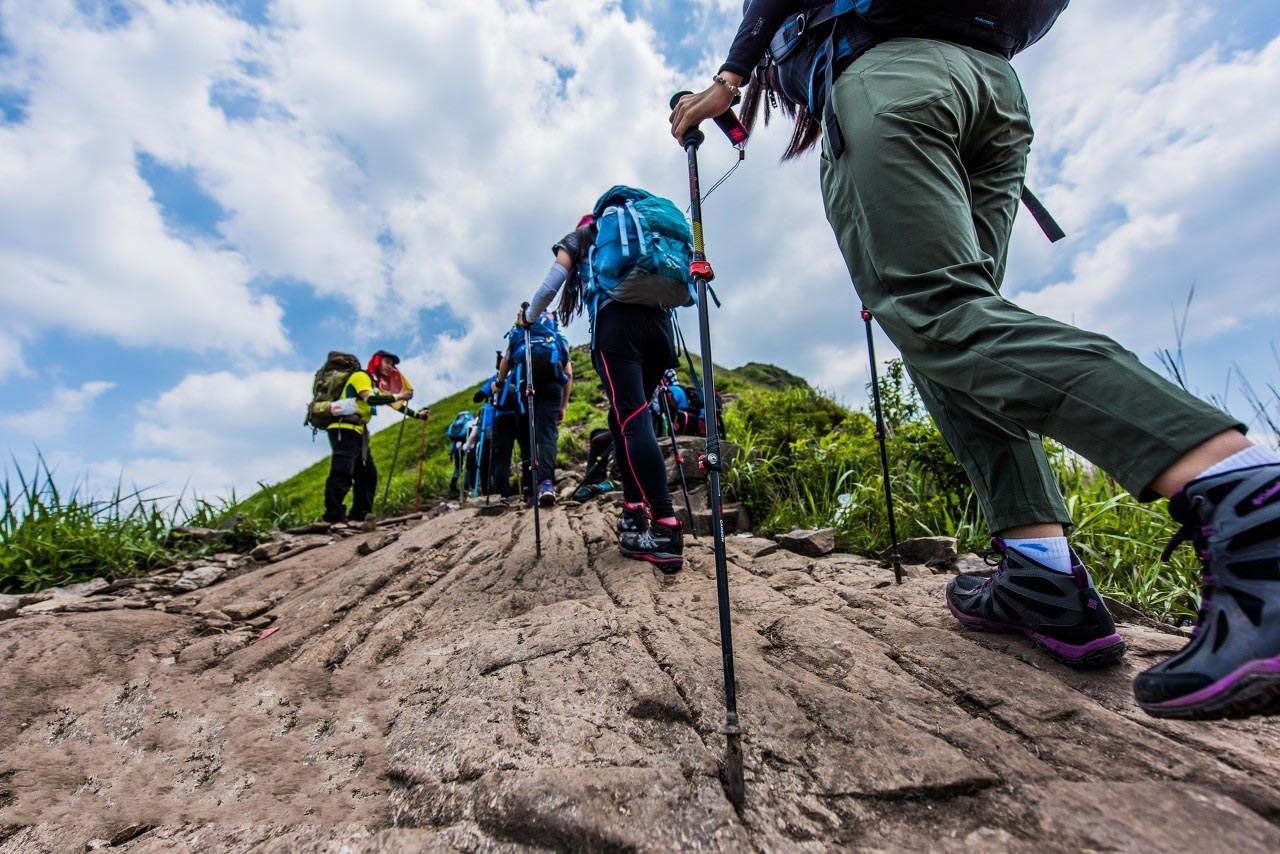 two way radio is suitable for hiking and mountain climbing