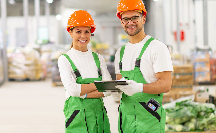 What is problems can POC radios solve for the fresh and vegetable distribution communication