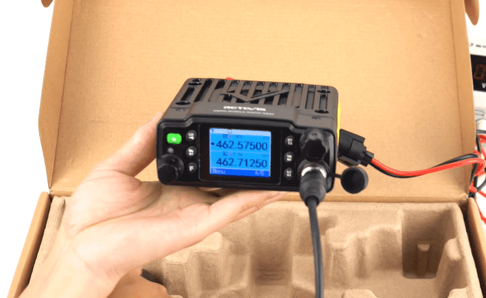 retevis RB86 mobile gmrs radio LCD display