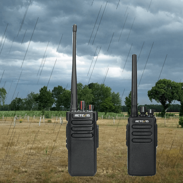 walkie-talkie with waterproof performance