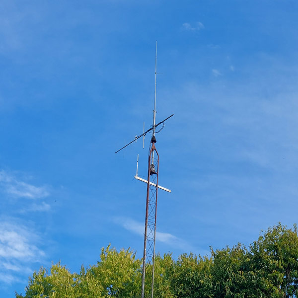 Antenna erection height-mr004